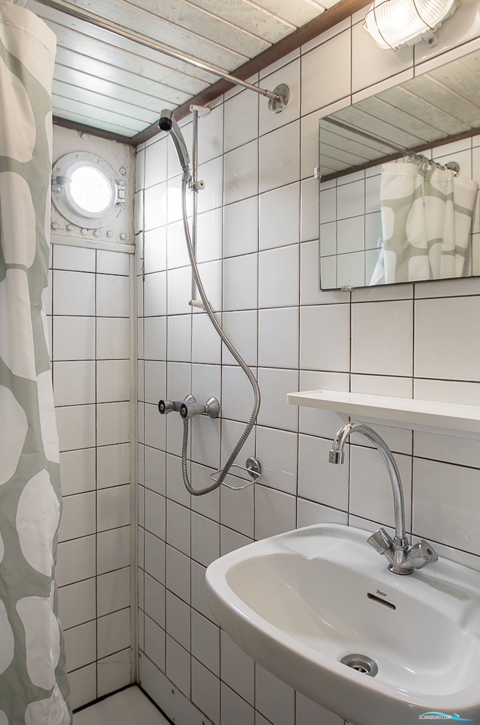 Tjalk Woonschip, bedrijfsschip