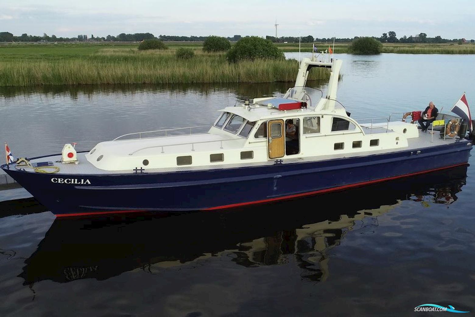 Traditional ex Patrouille Schip