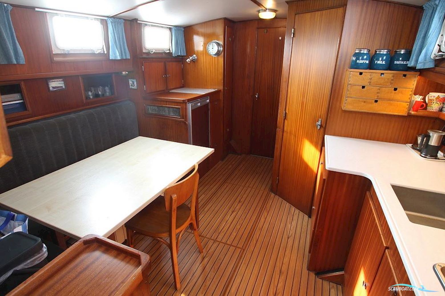 Traditional ex Patrouille Schip