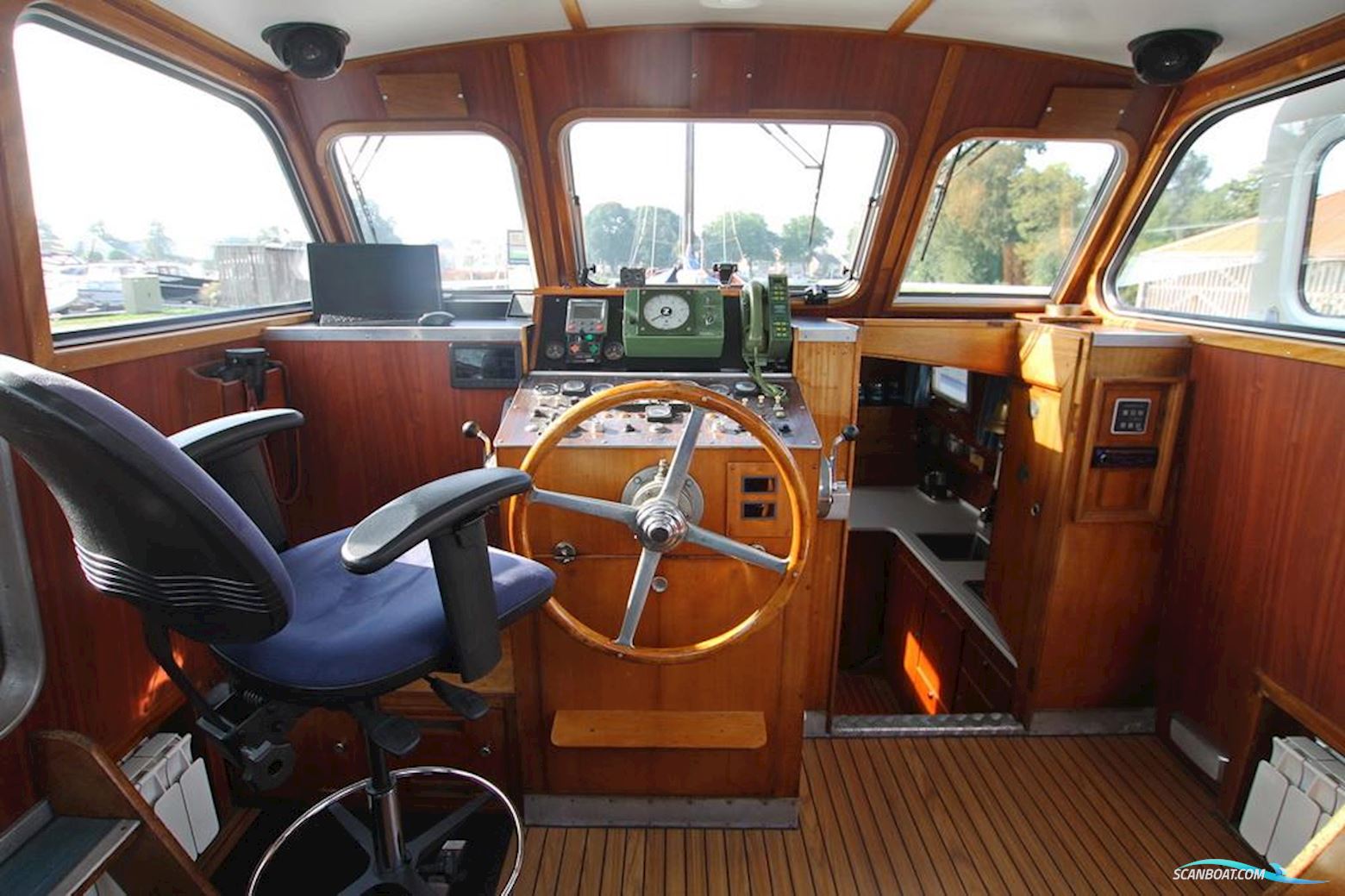 Traditional ex Patrouille Schip