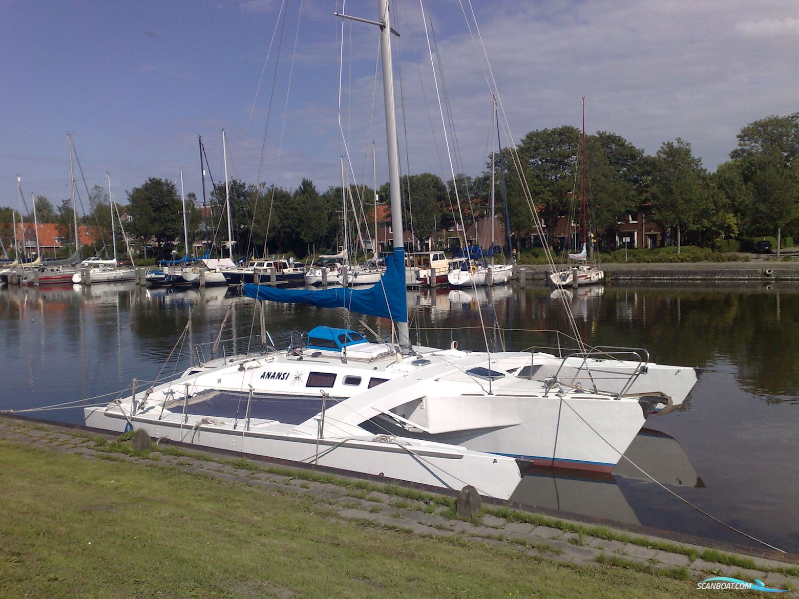 Amateur Farrier Command 10 Flerskrogsbåd 1989, med Yanmar 2GM-20 motor, Holland