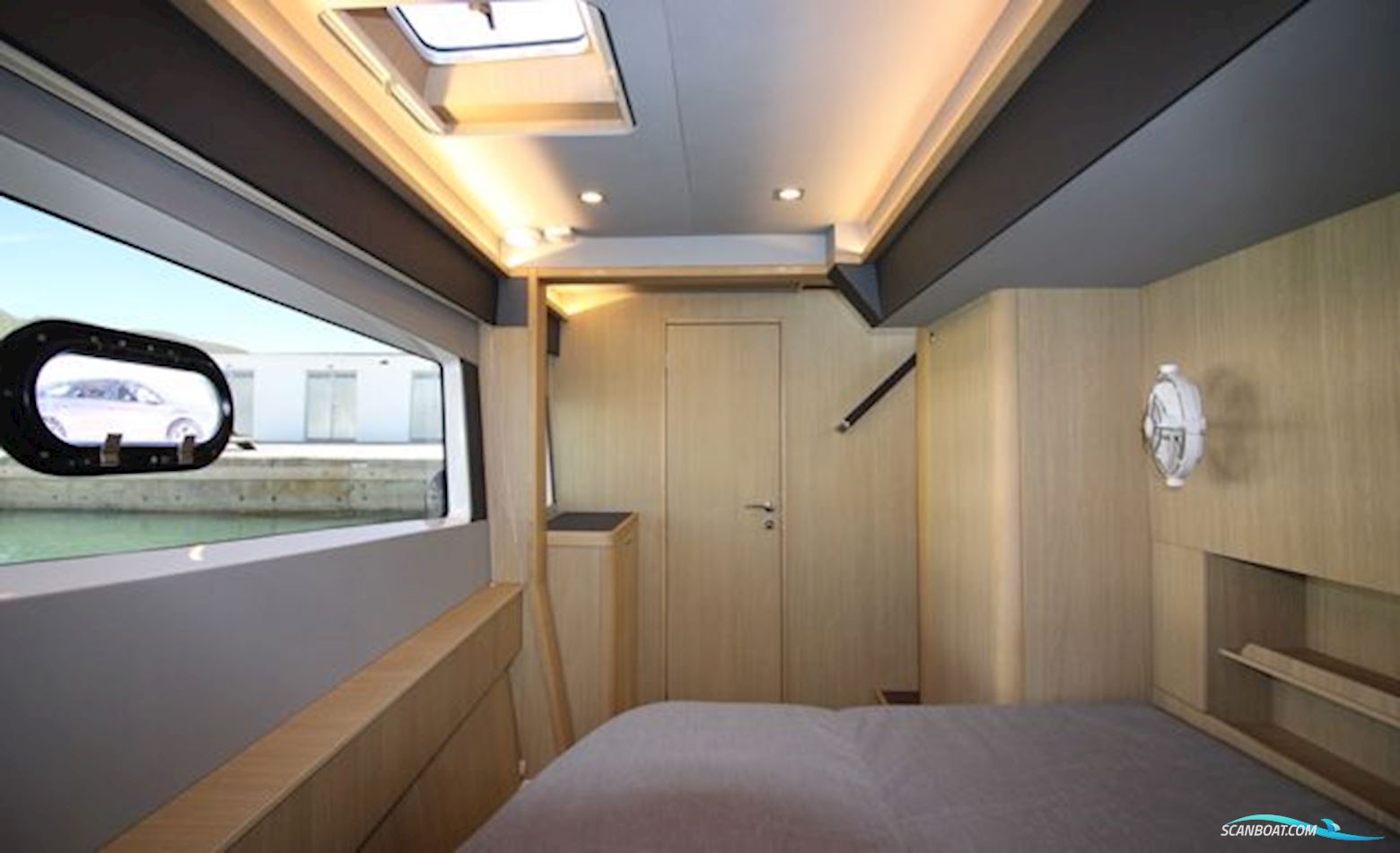 Aquila 42 Owner´s version