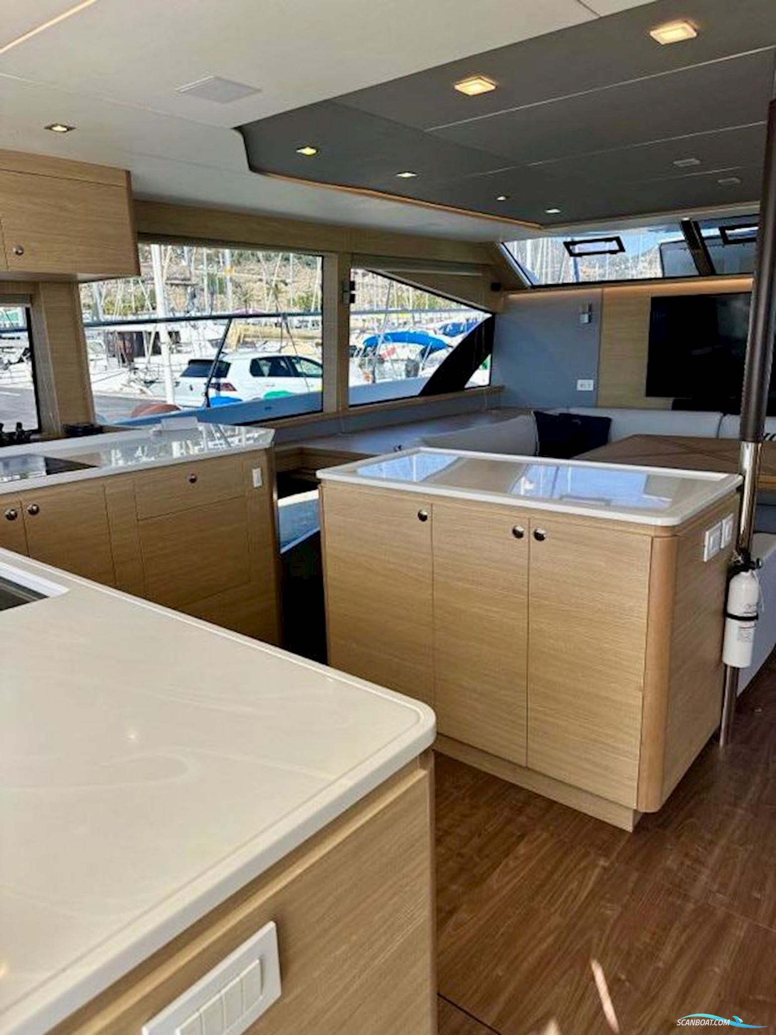 Aquila 54 Yacht