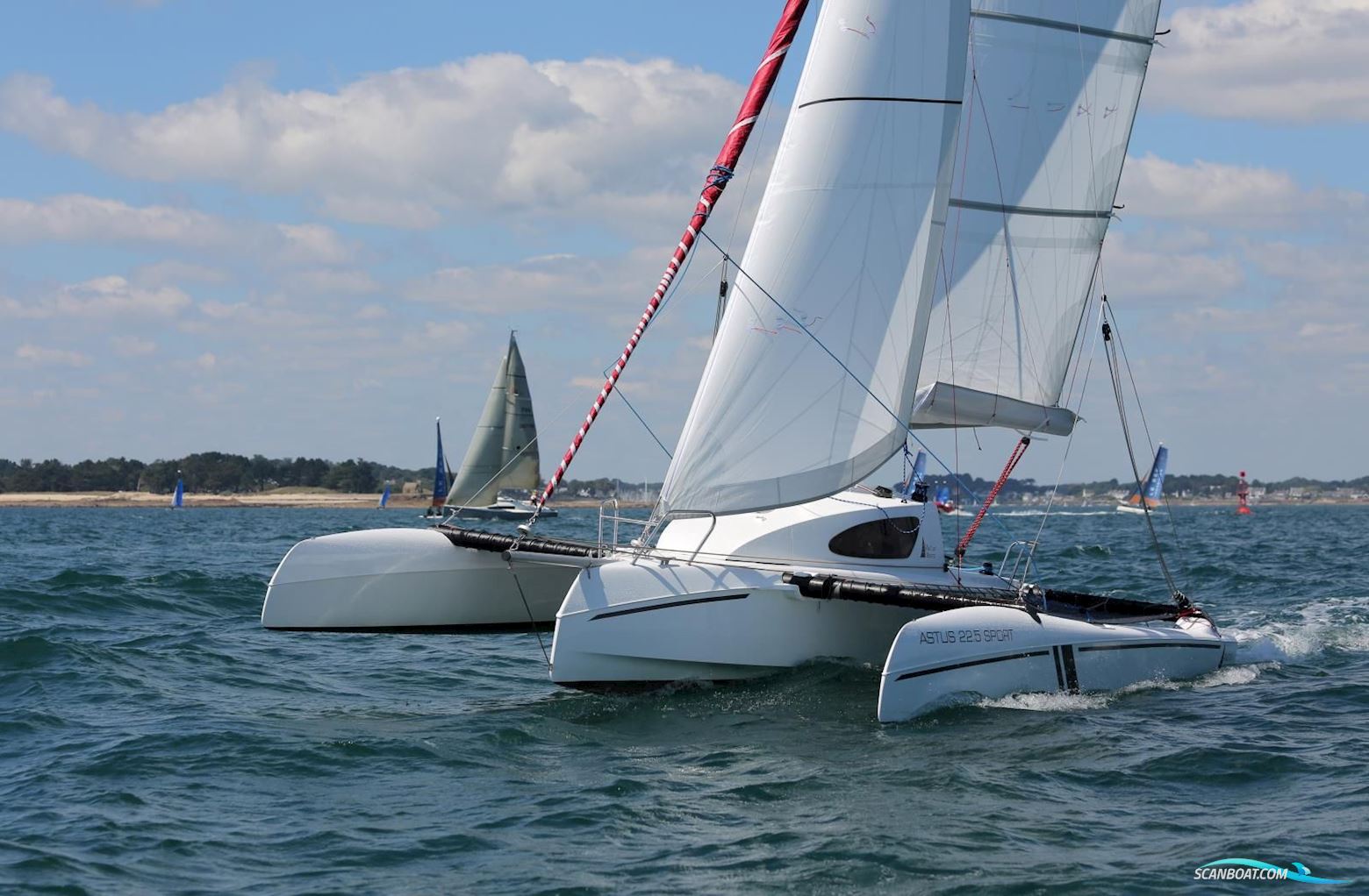 Astus 22.5 Trimaran Flerskrogsbåd 2024, Holland