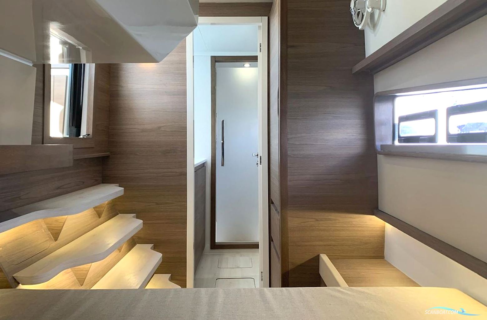 Aventura Yachts 38 Sc