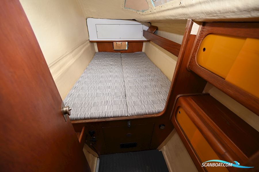 Beneteau Blue II Catamaran