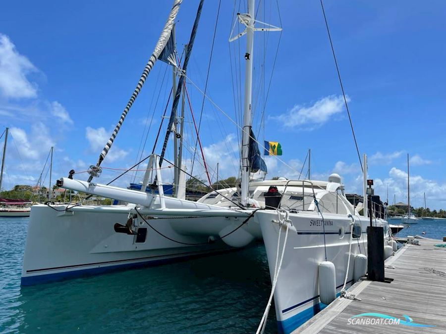 Catana 582 Flerskrogsbåd 2005, med Volvo motor, Caribien