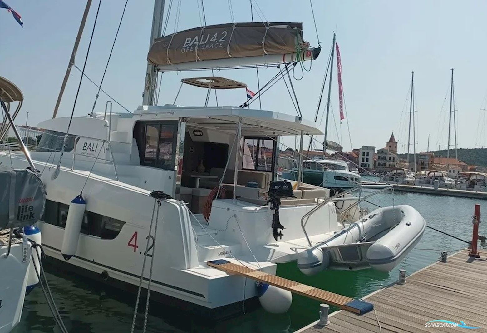 Catana Bali 4.2