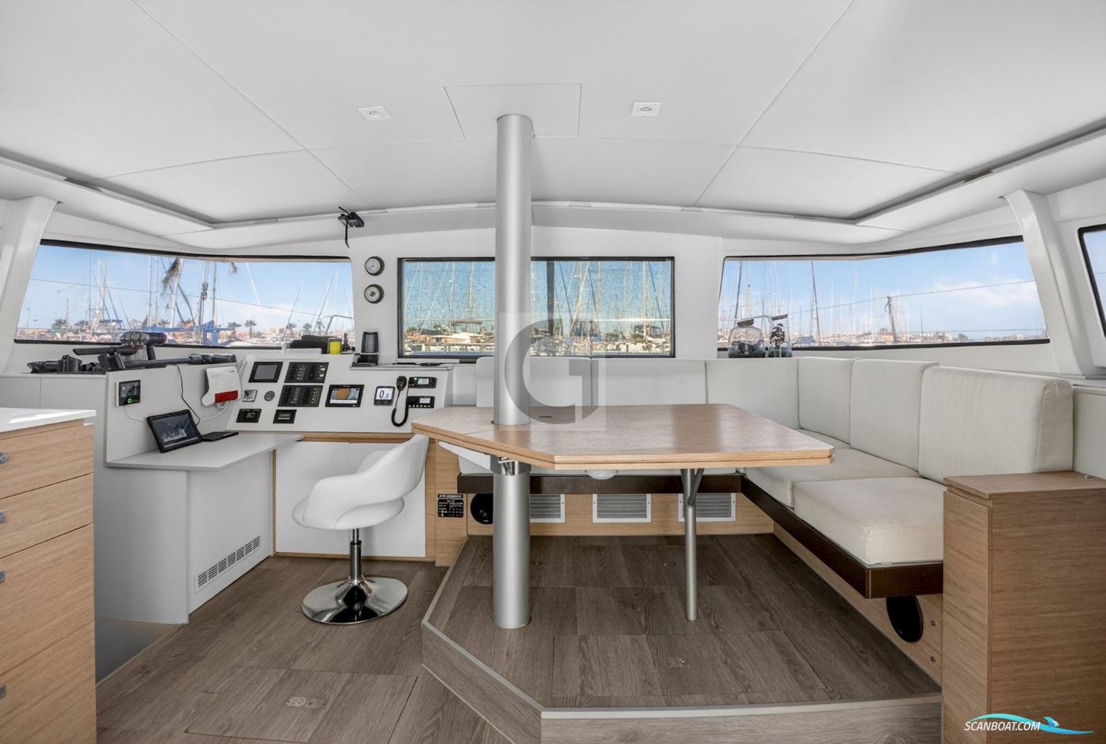 Catana Bali 4.5