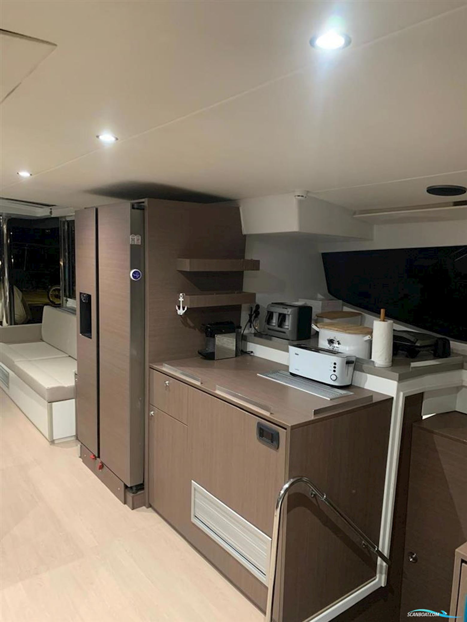 Catana Bali 4.8