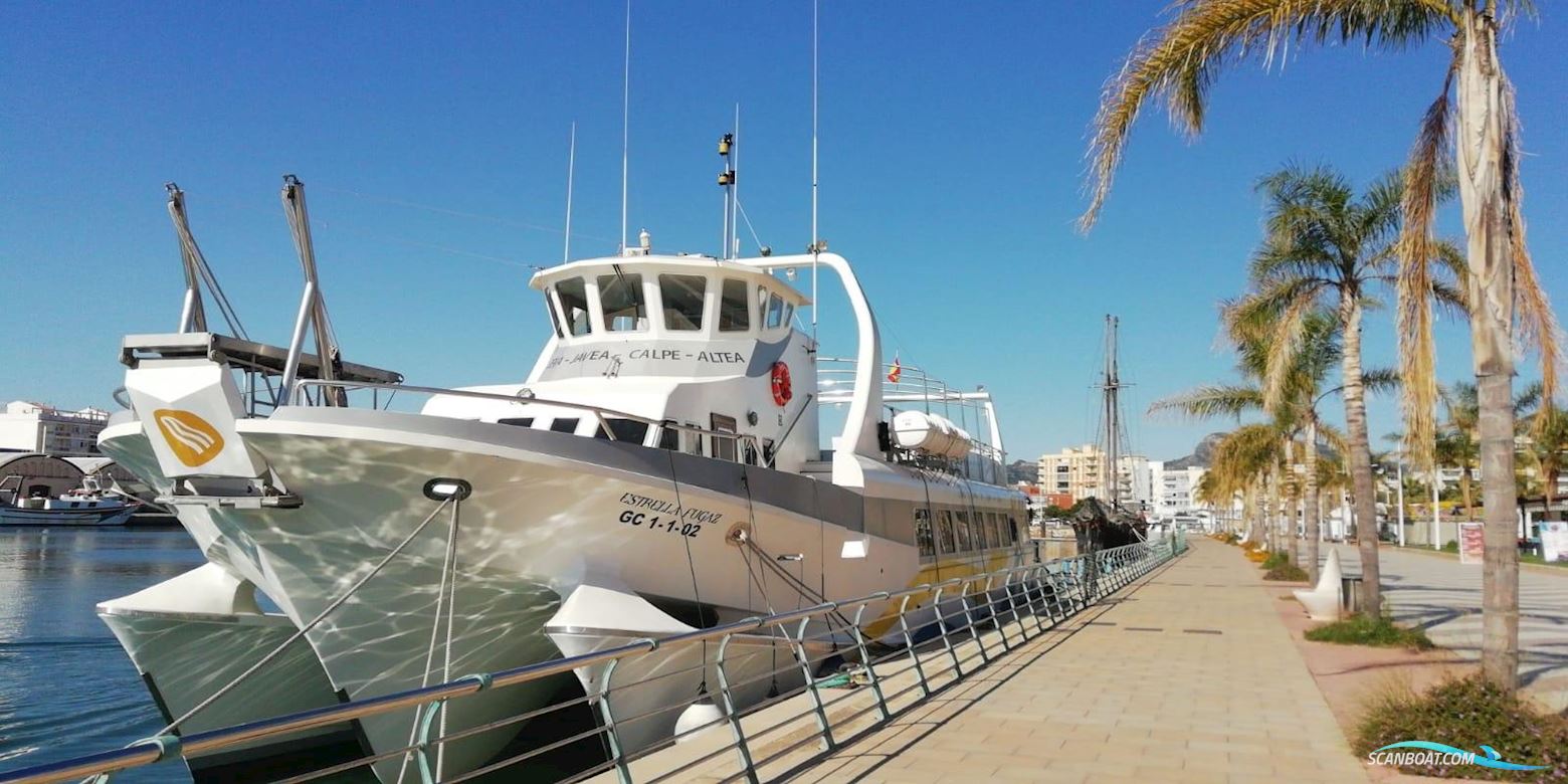 Commercial Trimaran Flerskrogsbåd 2002, med Man motor, Spanien