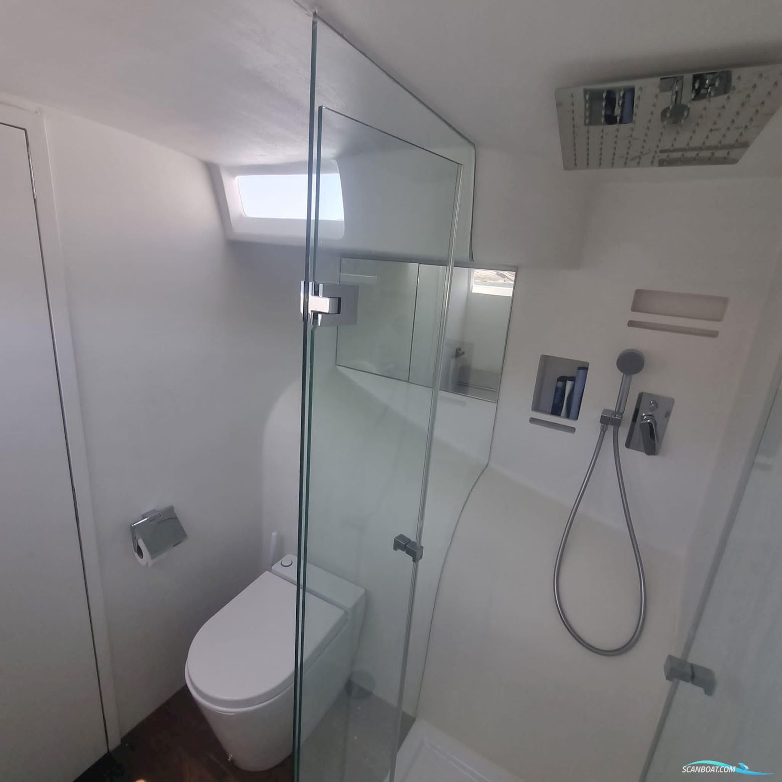 Custom 22m Catamaran