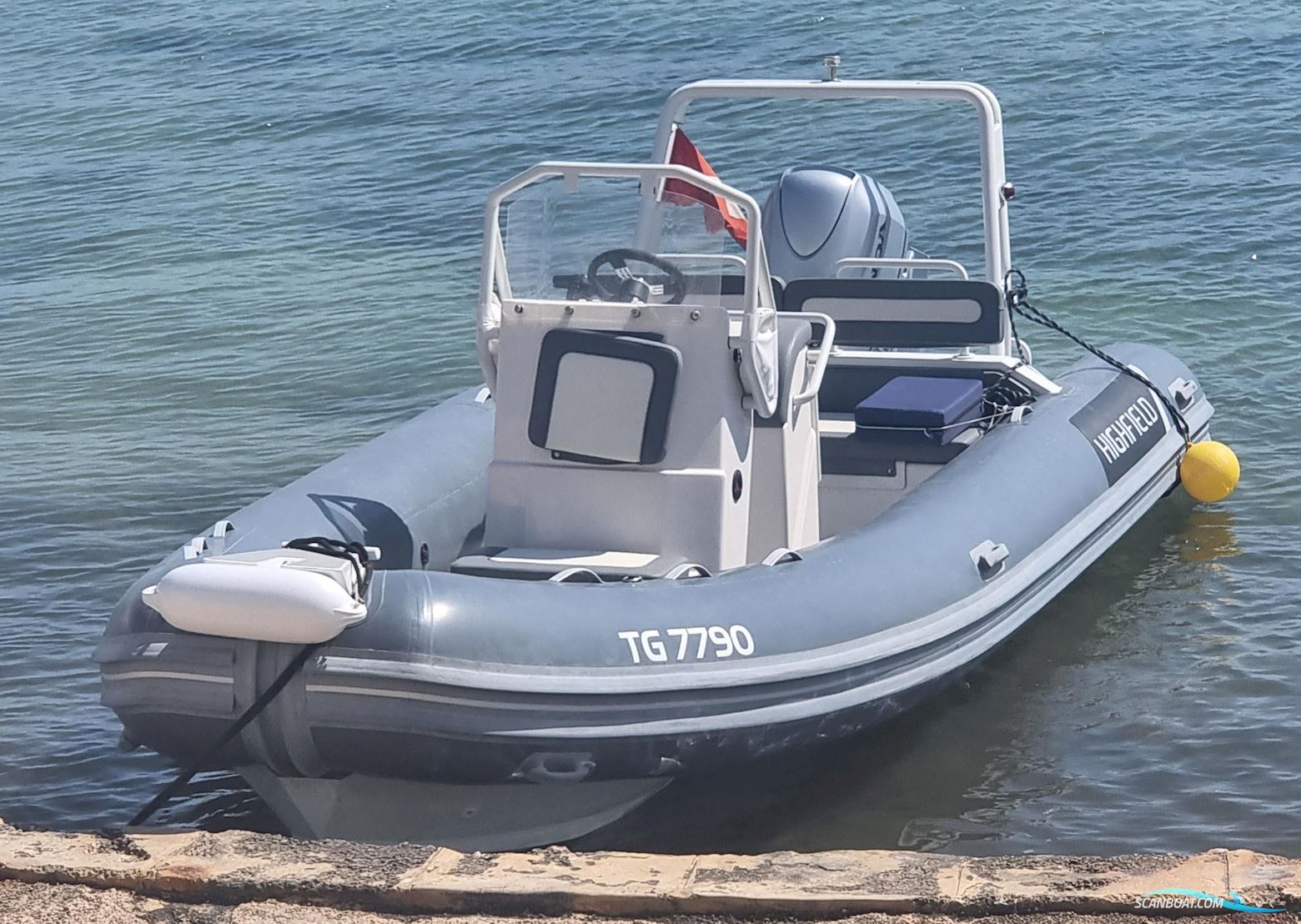 Custom 22m Catamaran