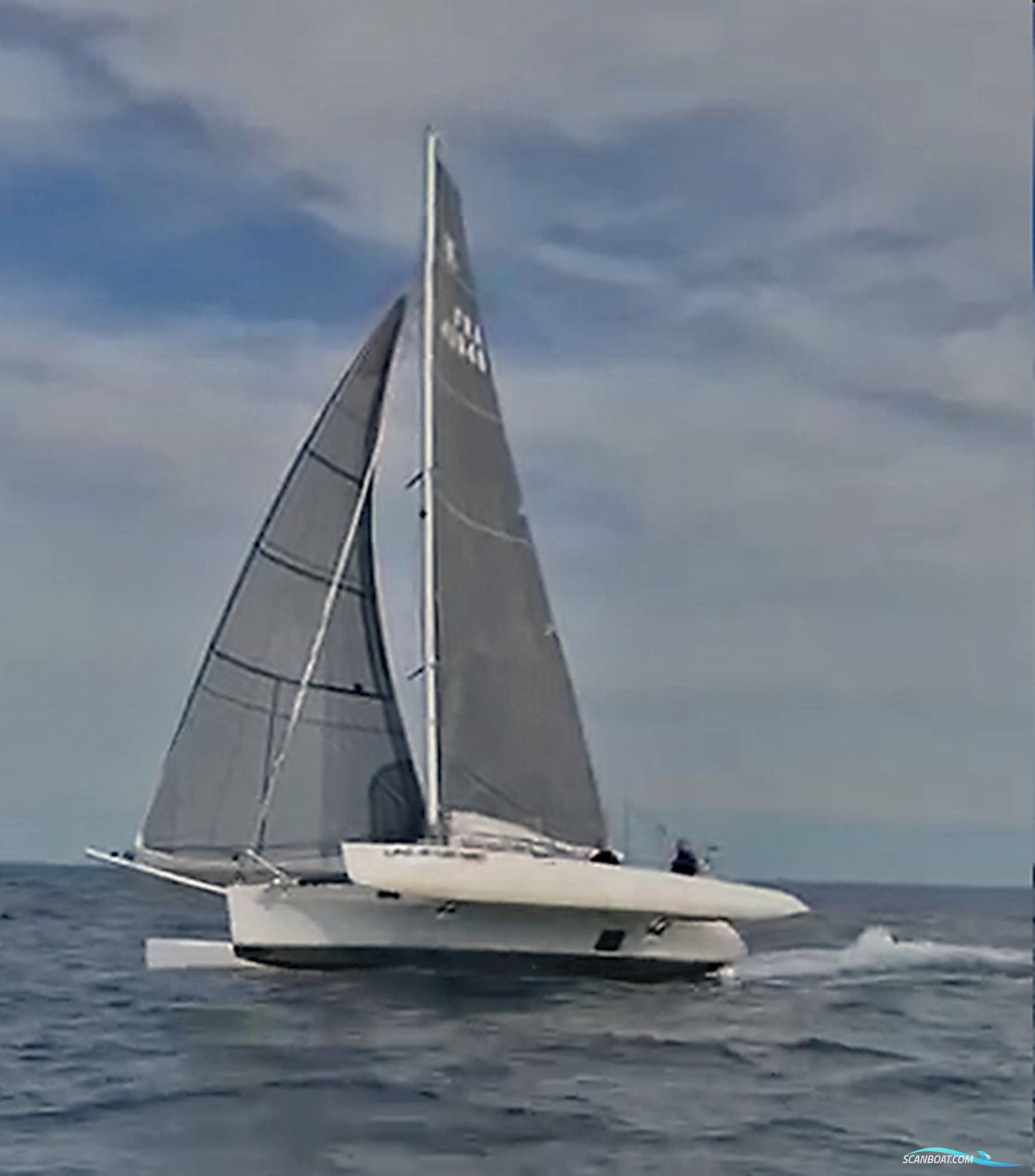 Farrier F32-RX Folding Trimaran
