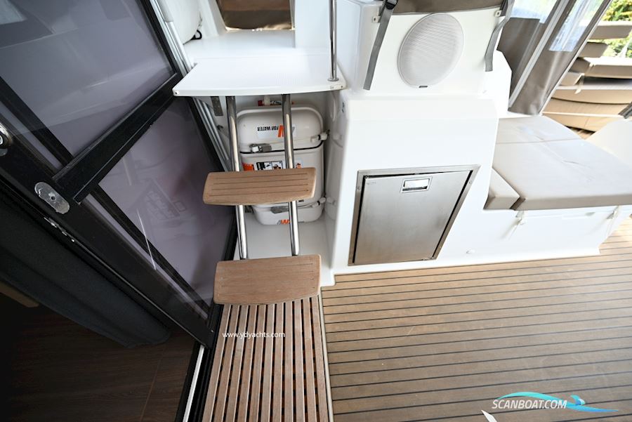 Fountaine Pajot Astrea 42