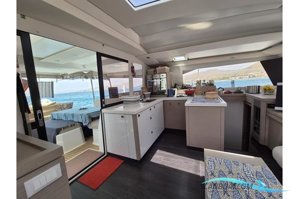 Fountaine Pajot Astrea 42