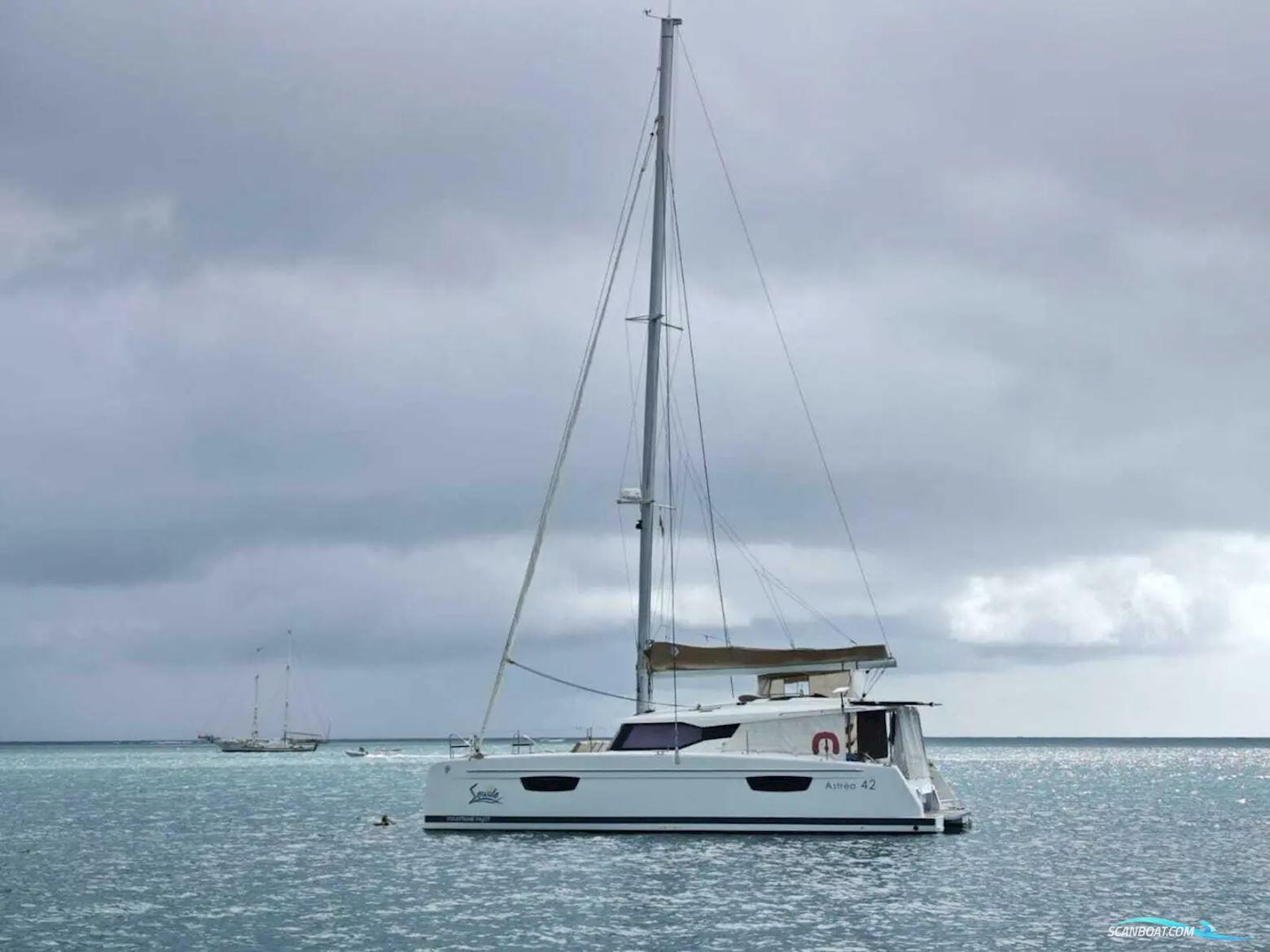Fountaine Pajot Astrea 42 Flerskrogsbåd 2020, med Volvo motor, Ej oplyst