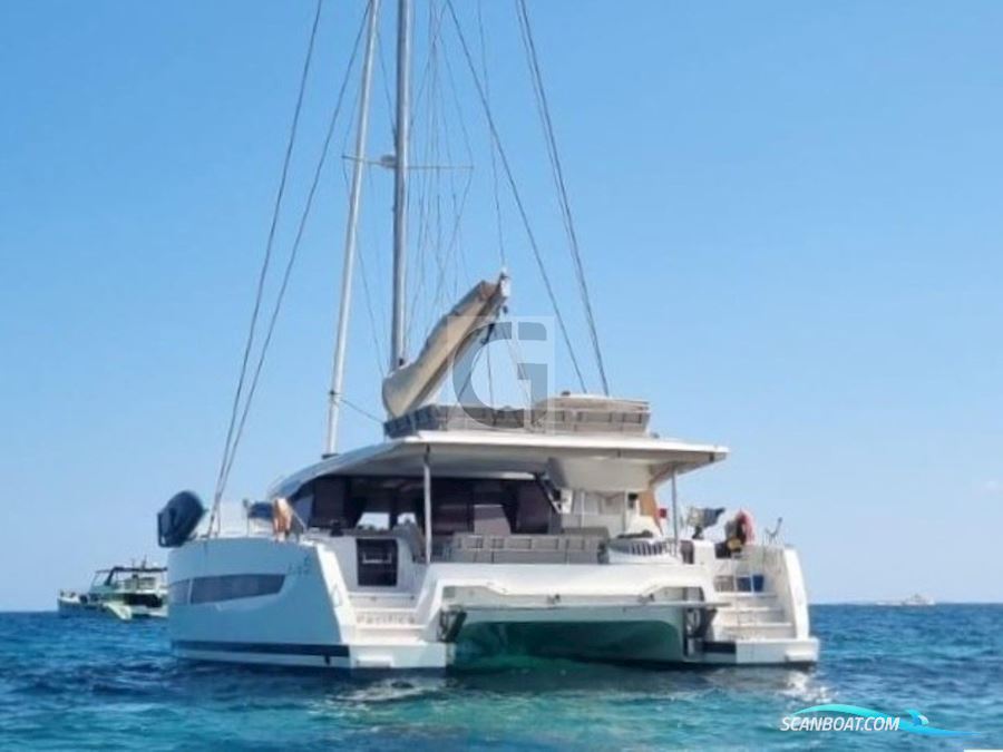 Fountaine Pajot Aura 51