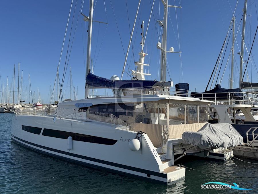 Fountaine Pajot Aura 51