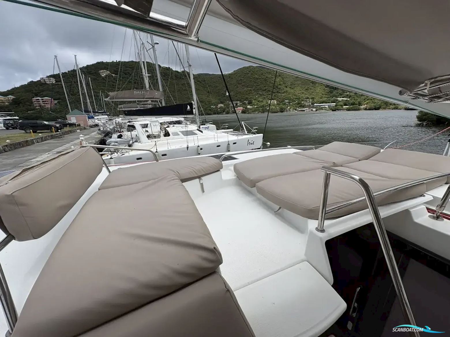 Fountaine Pajot Helia 44 Evolution Oceanic Package