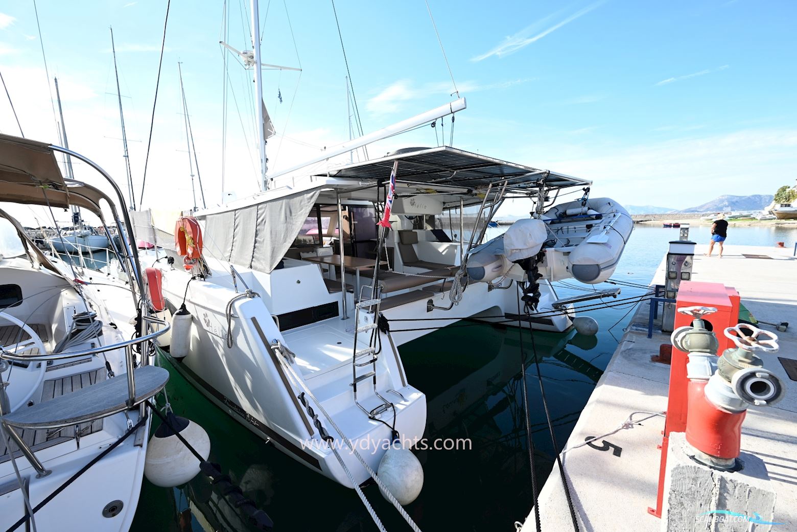 Fountaine Pajot Helia 44