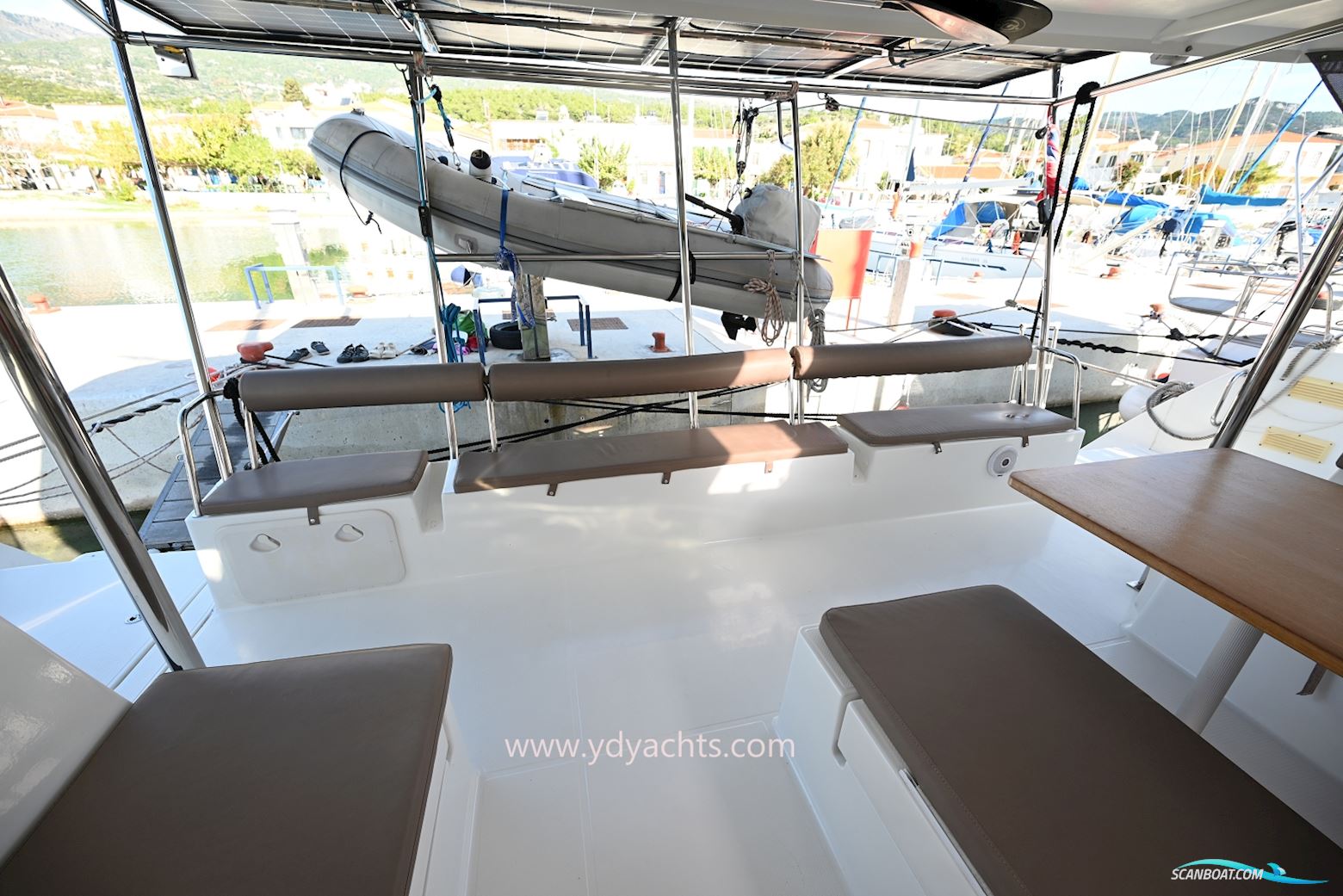 Fountaine Pajot Helia 44