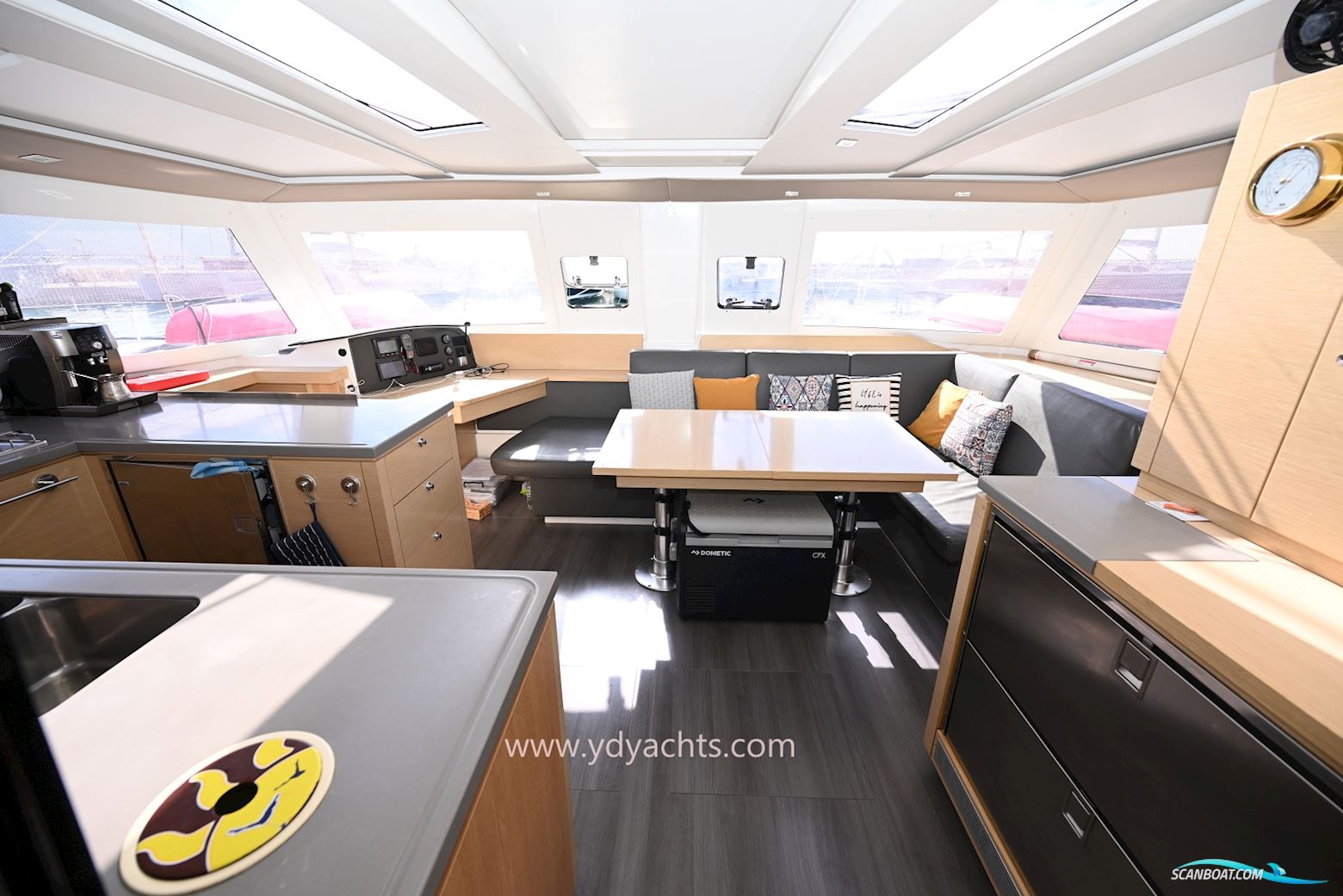 Fountaine Pajot Helia 44