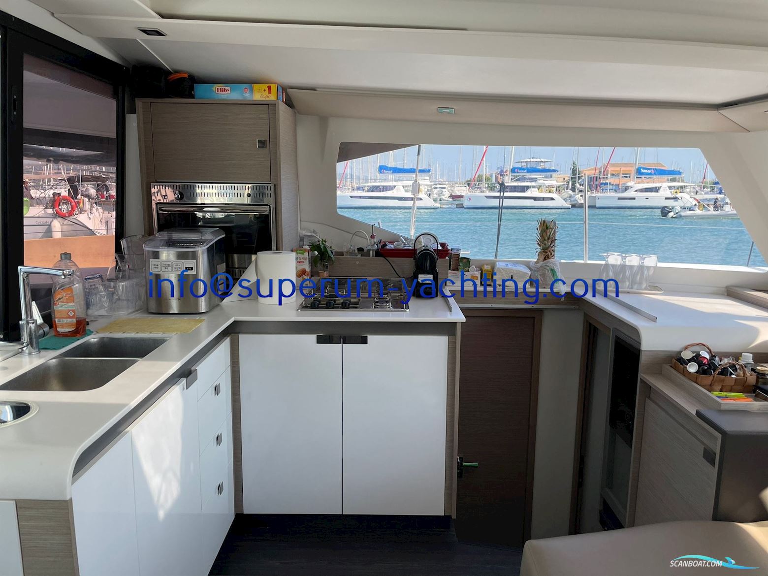 Fountaine Pajot Isla 40