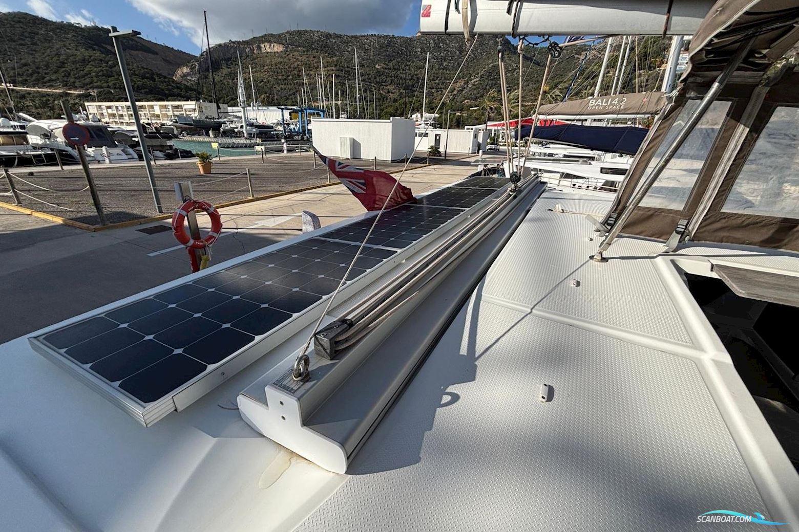 Fountaine Pajot Lucia 40