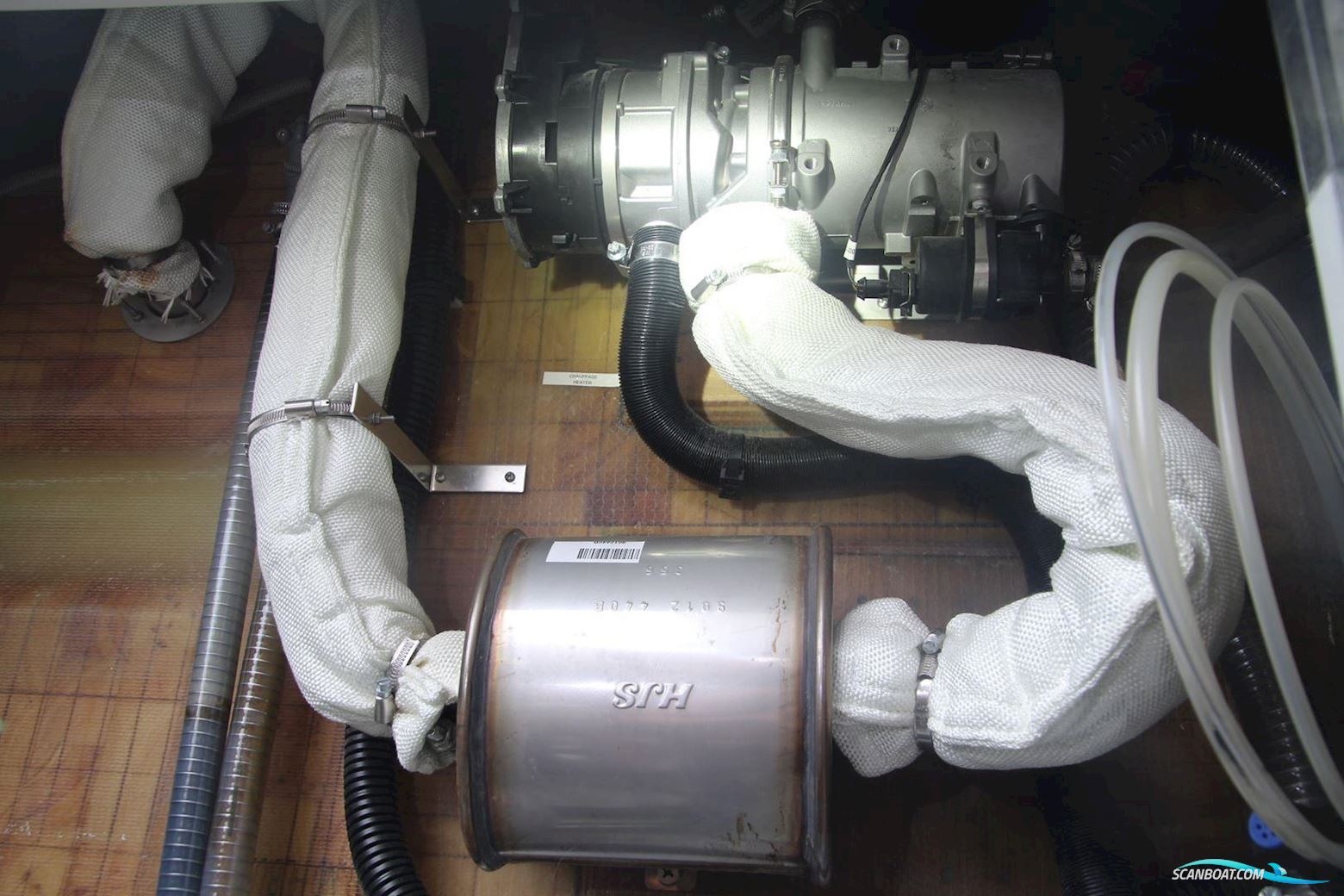 Fountaine Pajot Lucia 40