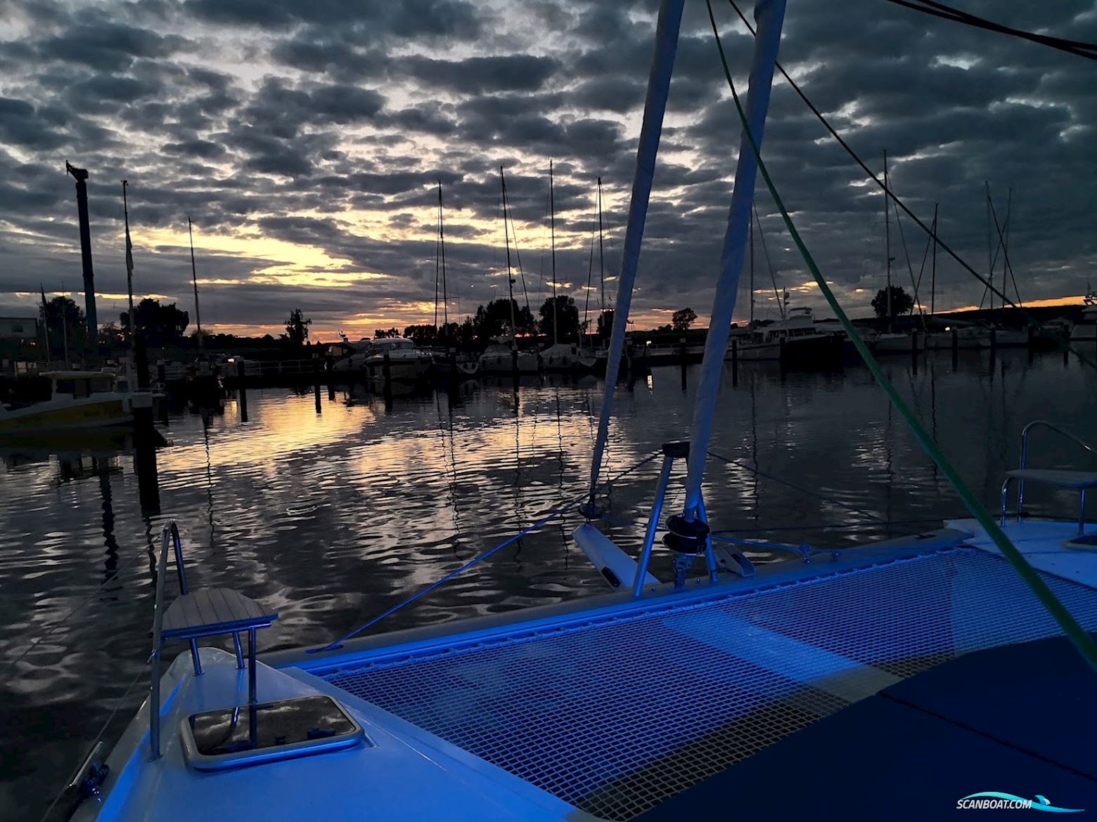 Fountaine Pajot Lucia 40