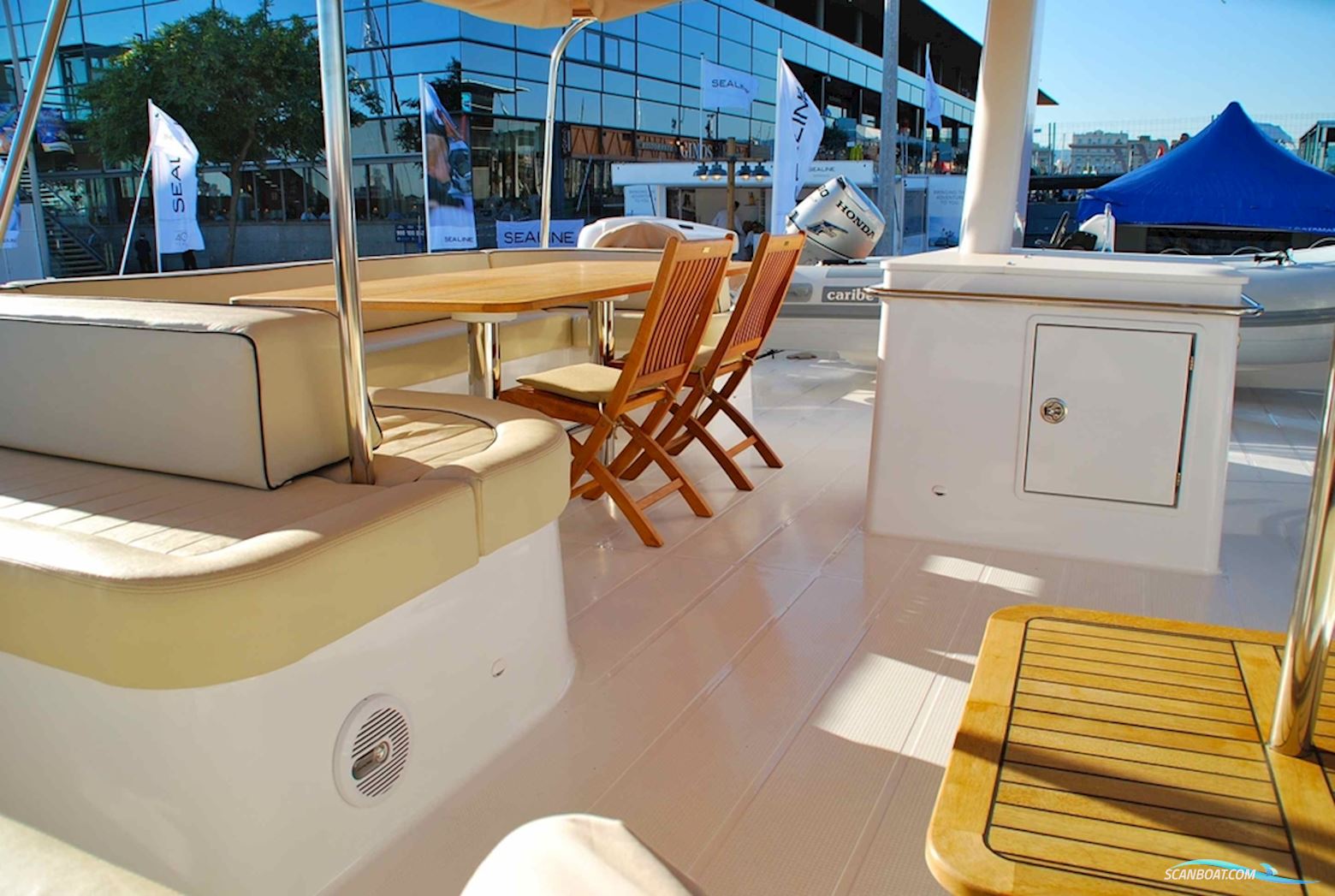 Fountaine Pajot Queensland 55
