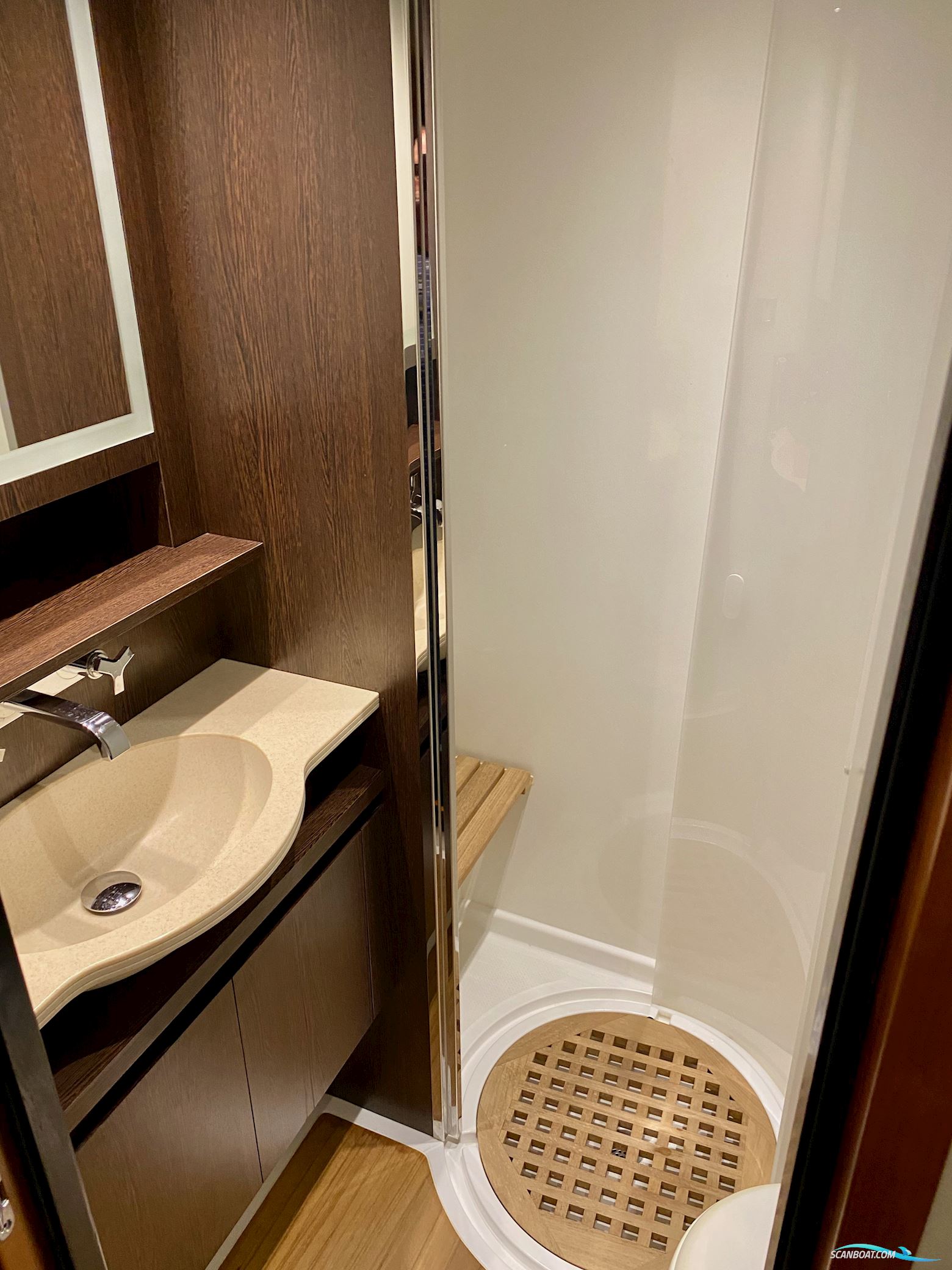 Fountaine Pajot Queensland 55