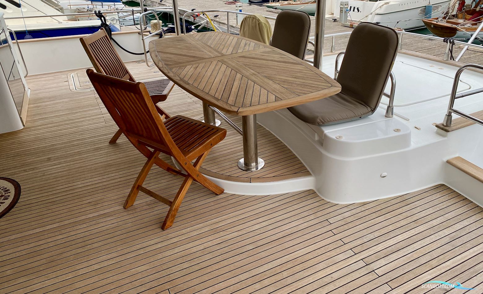 Fountaine Pajot Queensland 55