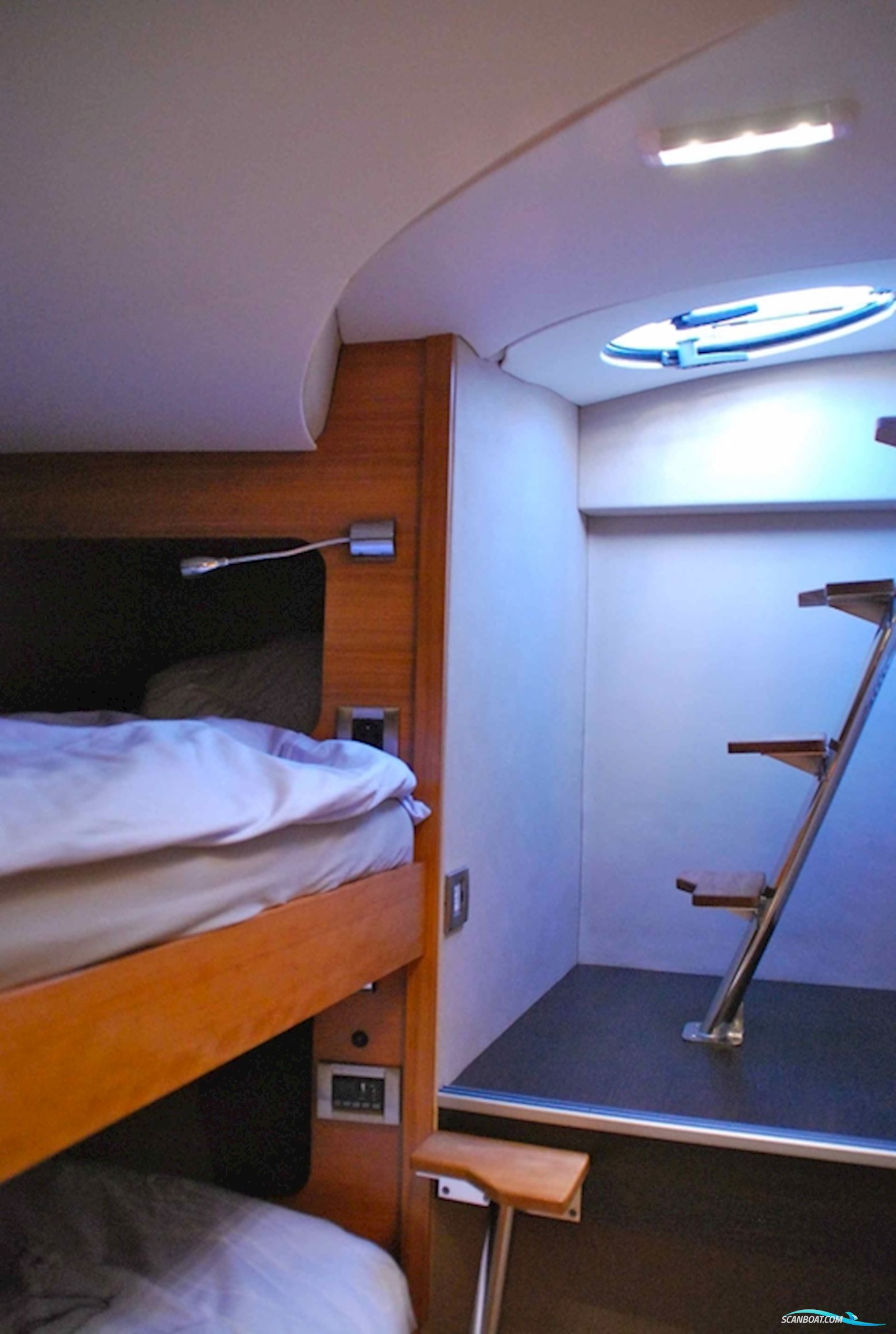 Fountaine Pajot Queensland 55