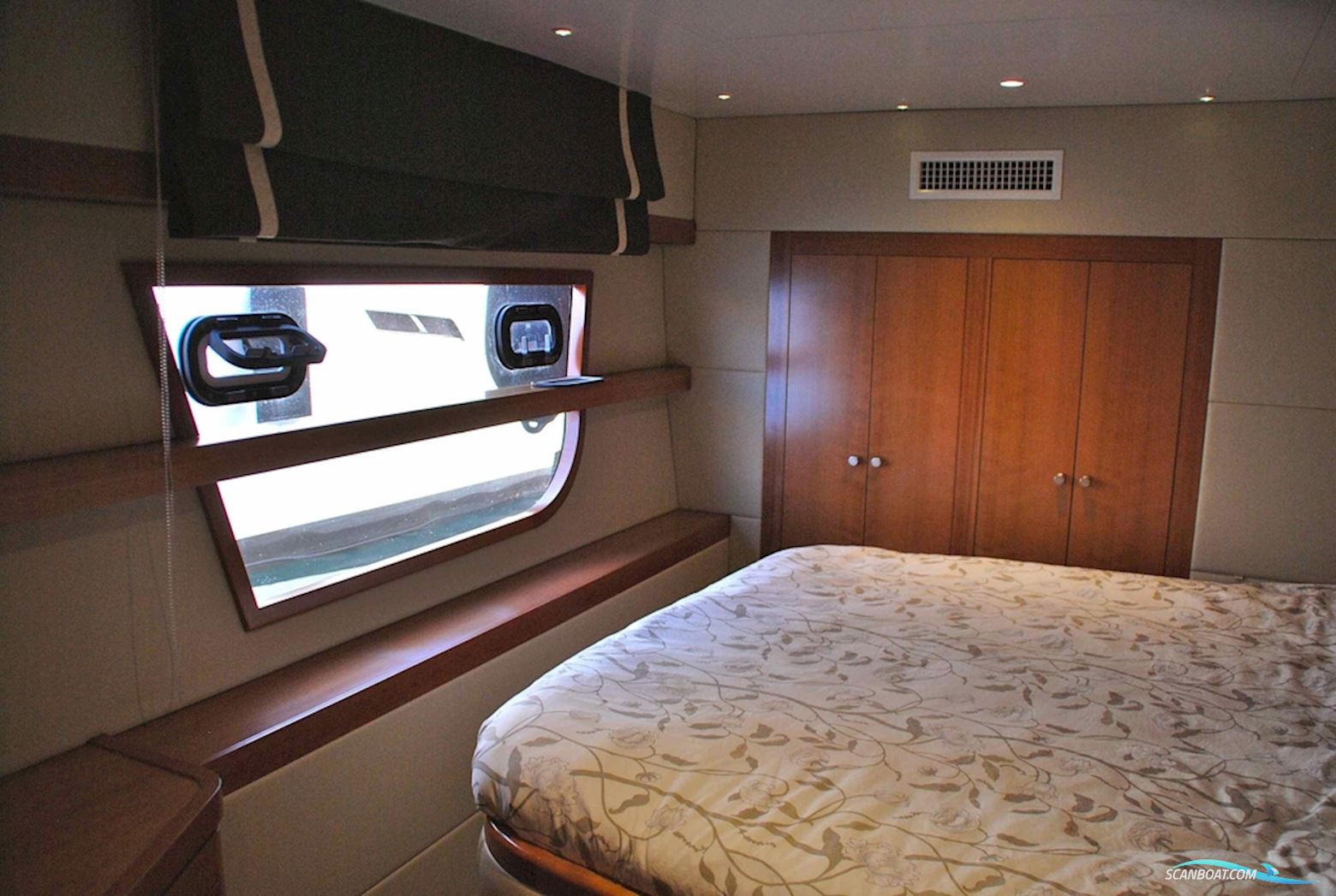 Fountaine Pajot Queensland 55