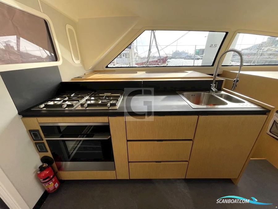 Ice Yachts ICE CAT 61