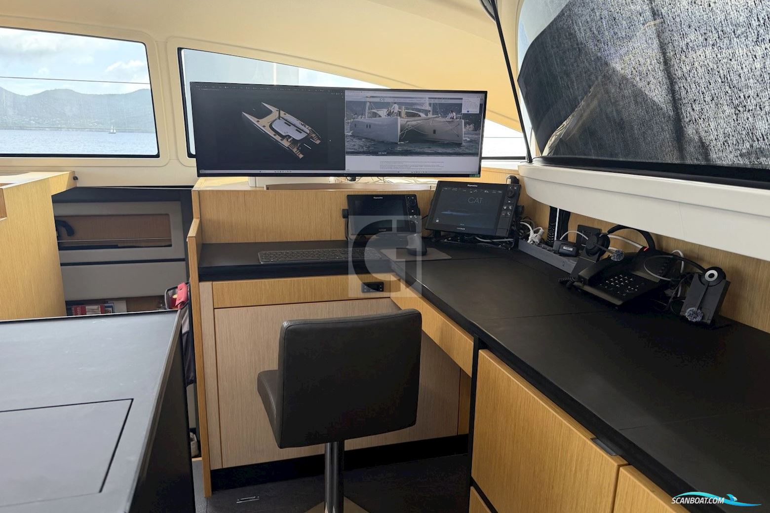 Ice Yachts Ice Cat 61