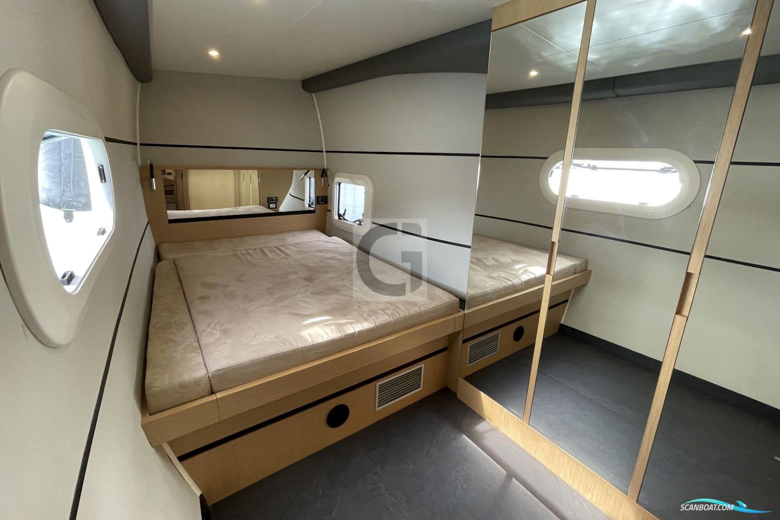 Ice Yachts Ice Cat 61