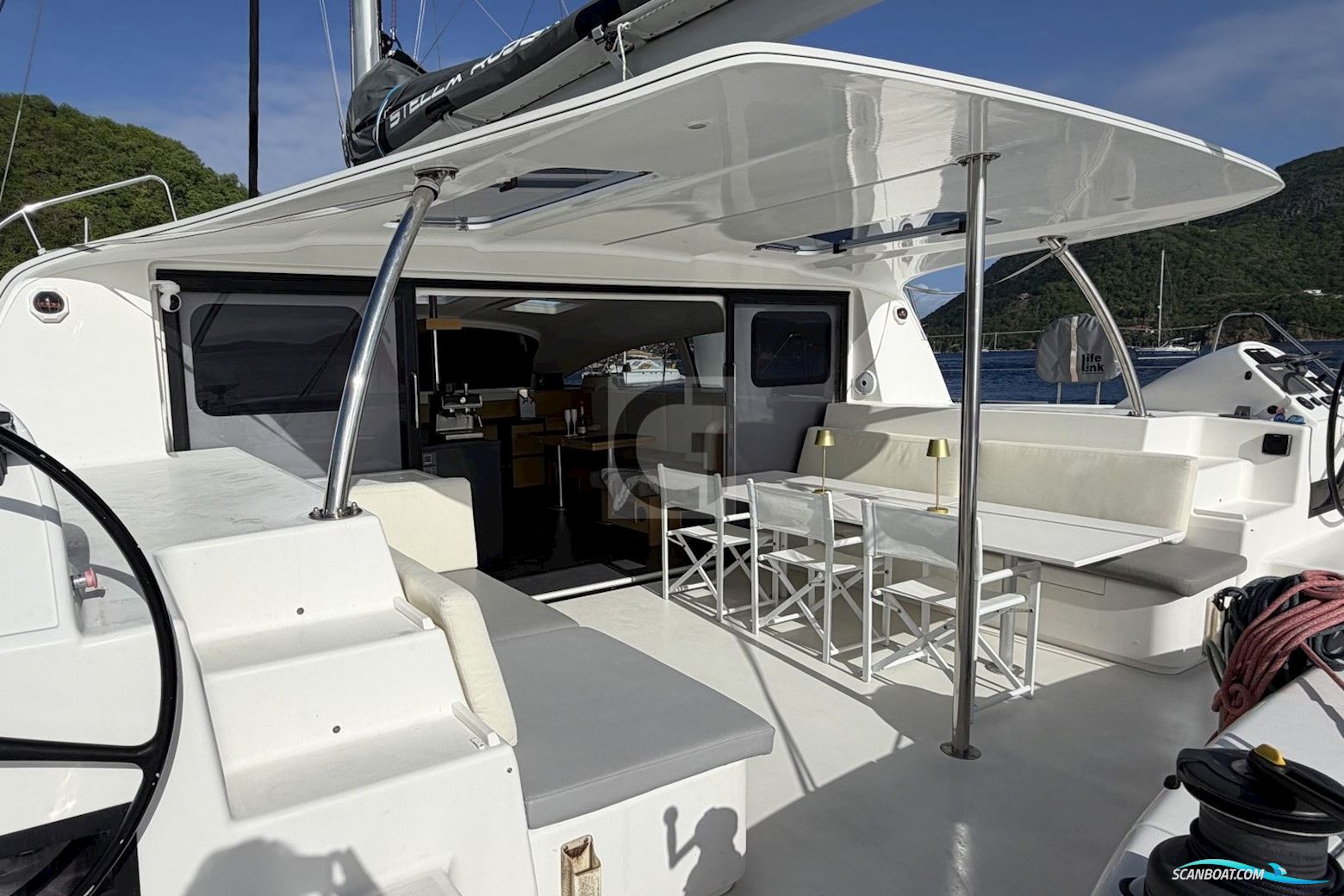 Ice Yachts Ice Cat 61