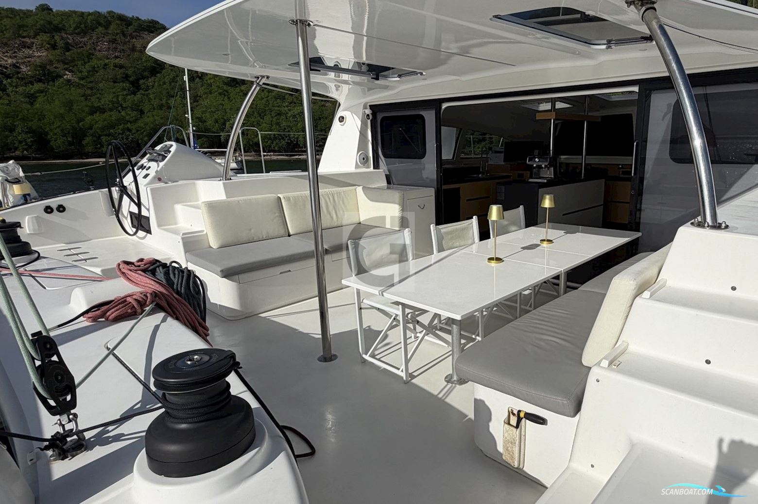 Ice Yachts Ice Cat 61
