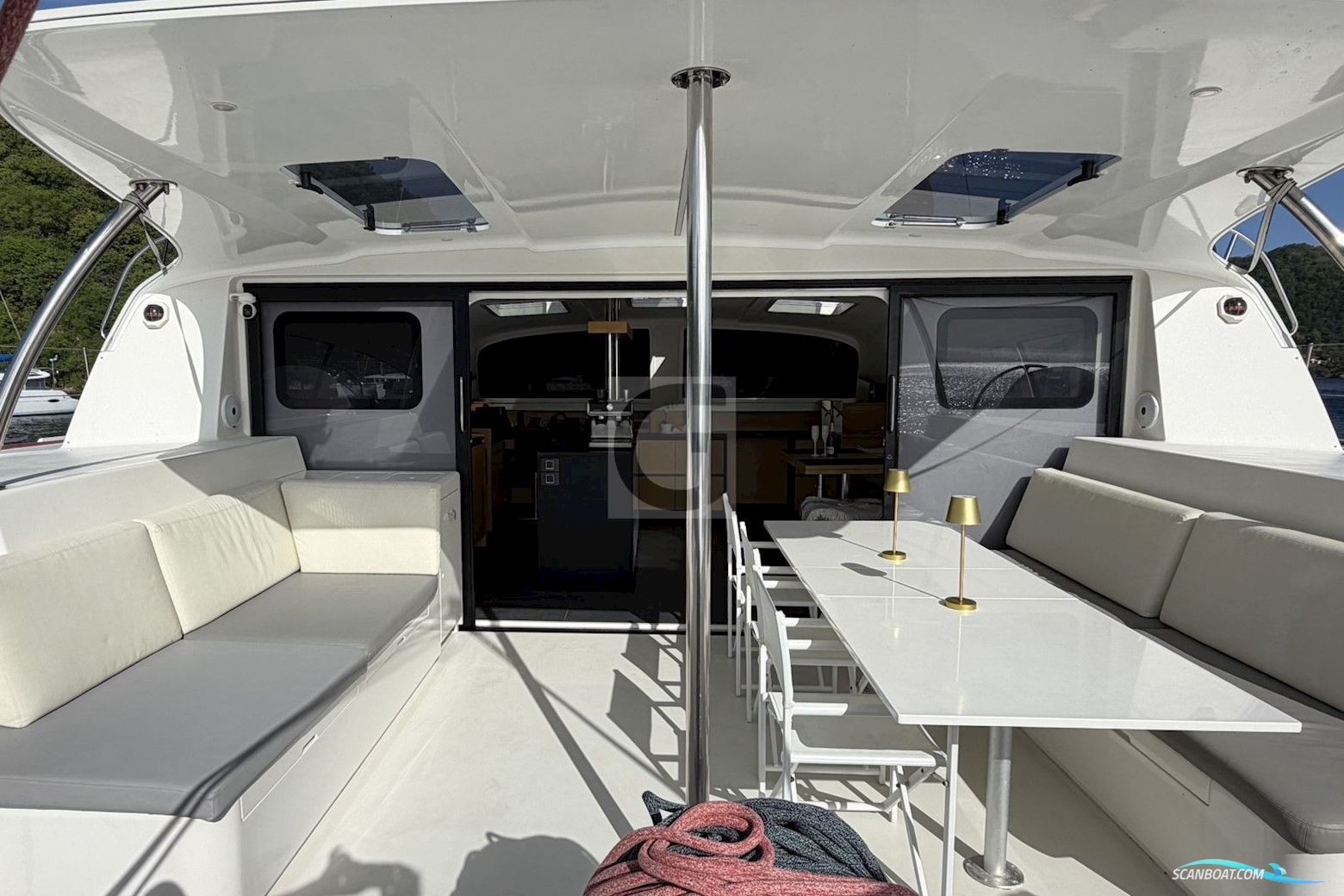 Ice Yachts Ice Cat 61