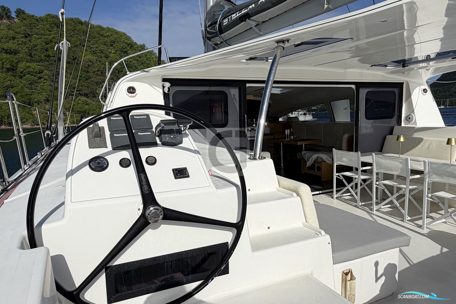 Ice Yachts Ice Cat 61