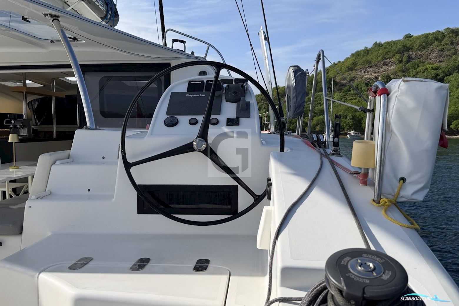 Ice Yachts Ice Cat 61