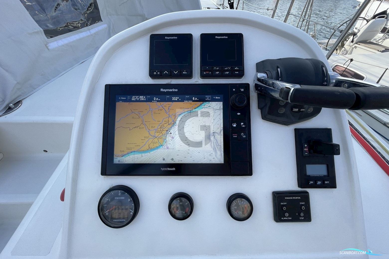 Ice Yachts Ice Cat 61