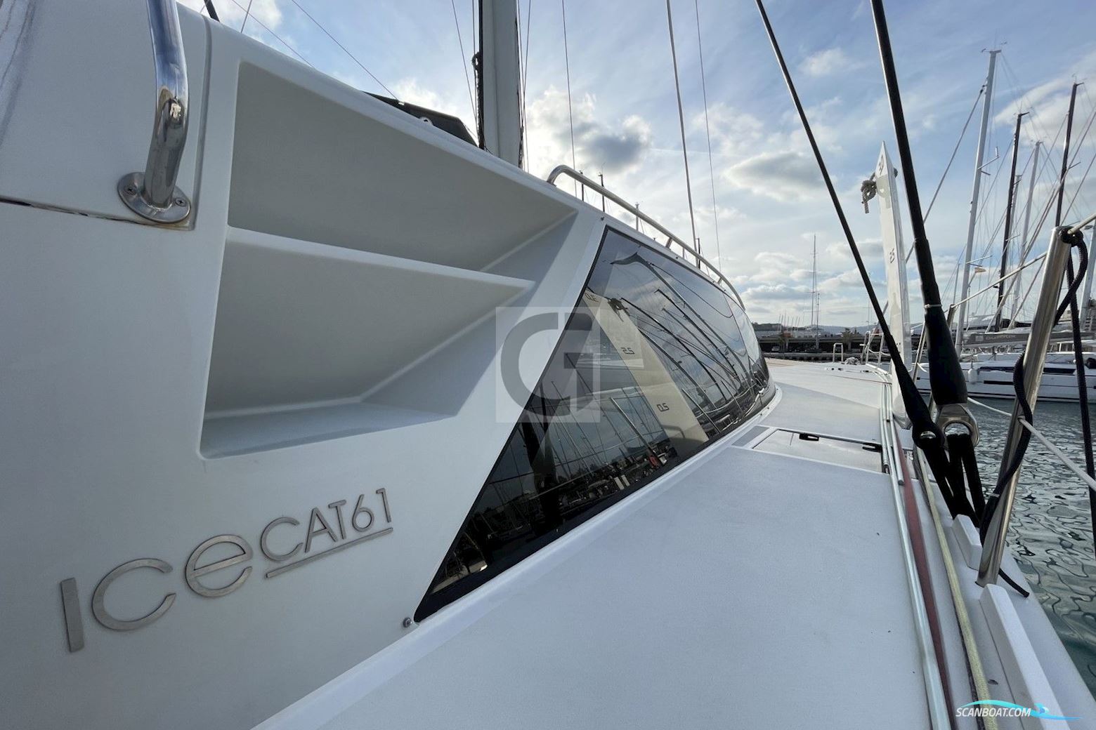 Ice Yachts Ice Cat 61