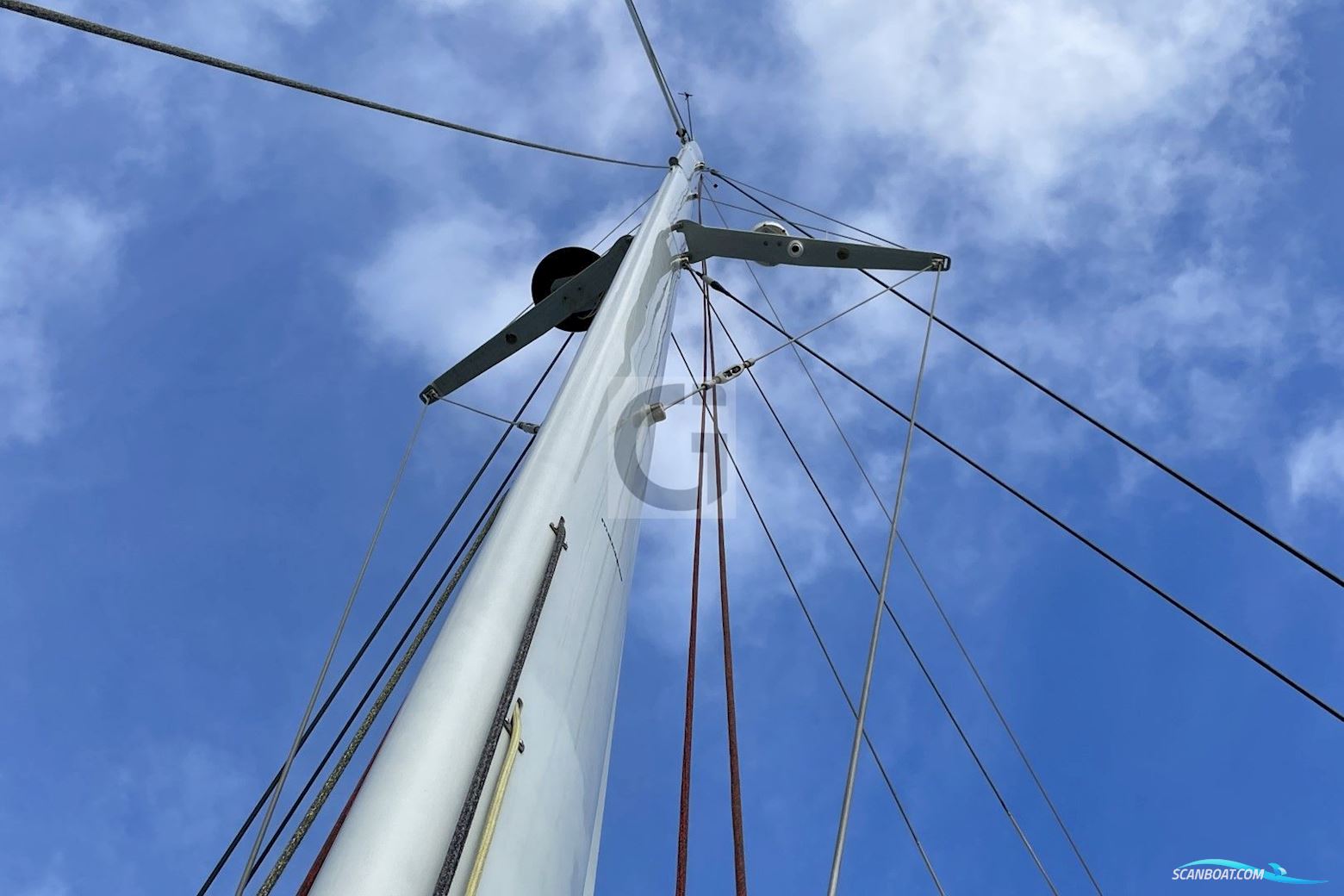 Ice Yachts Ice Cat 61