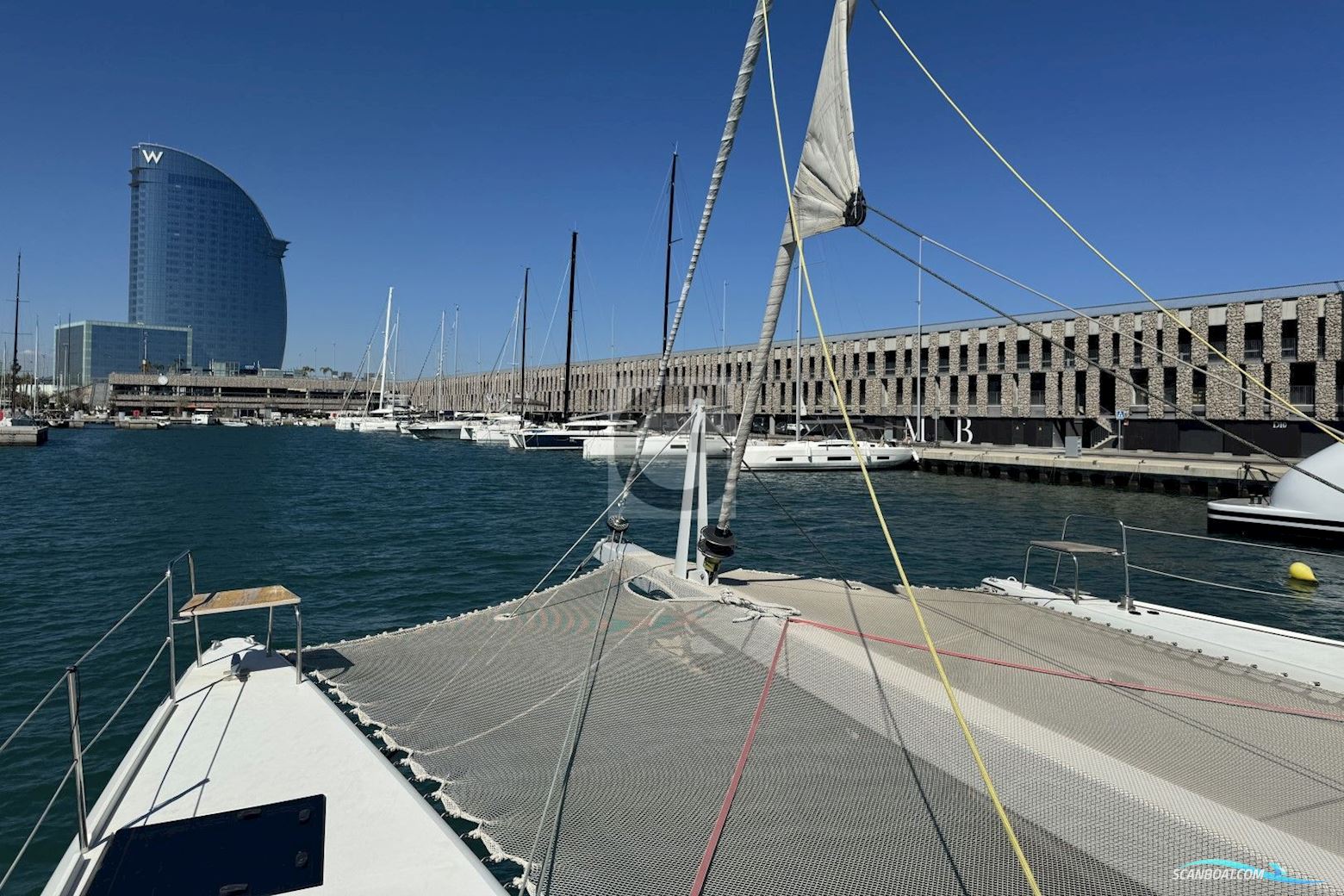 Ice Yachts Ice Cat 61