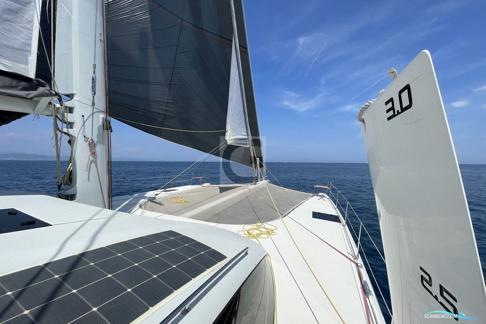 Ice Yachts Ice Cat 61