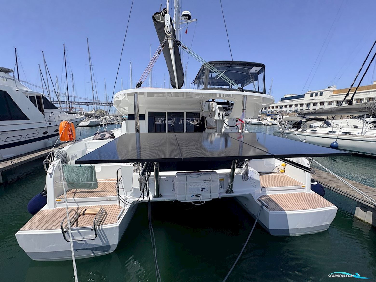 Lagoon 38